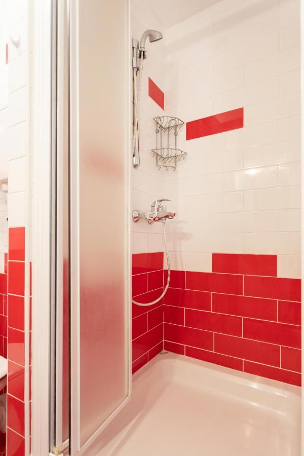 2Bdr Apartment With Balcony Near Maksimir Zagreb Exteriör bild